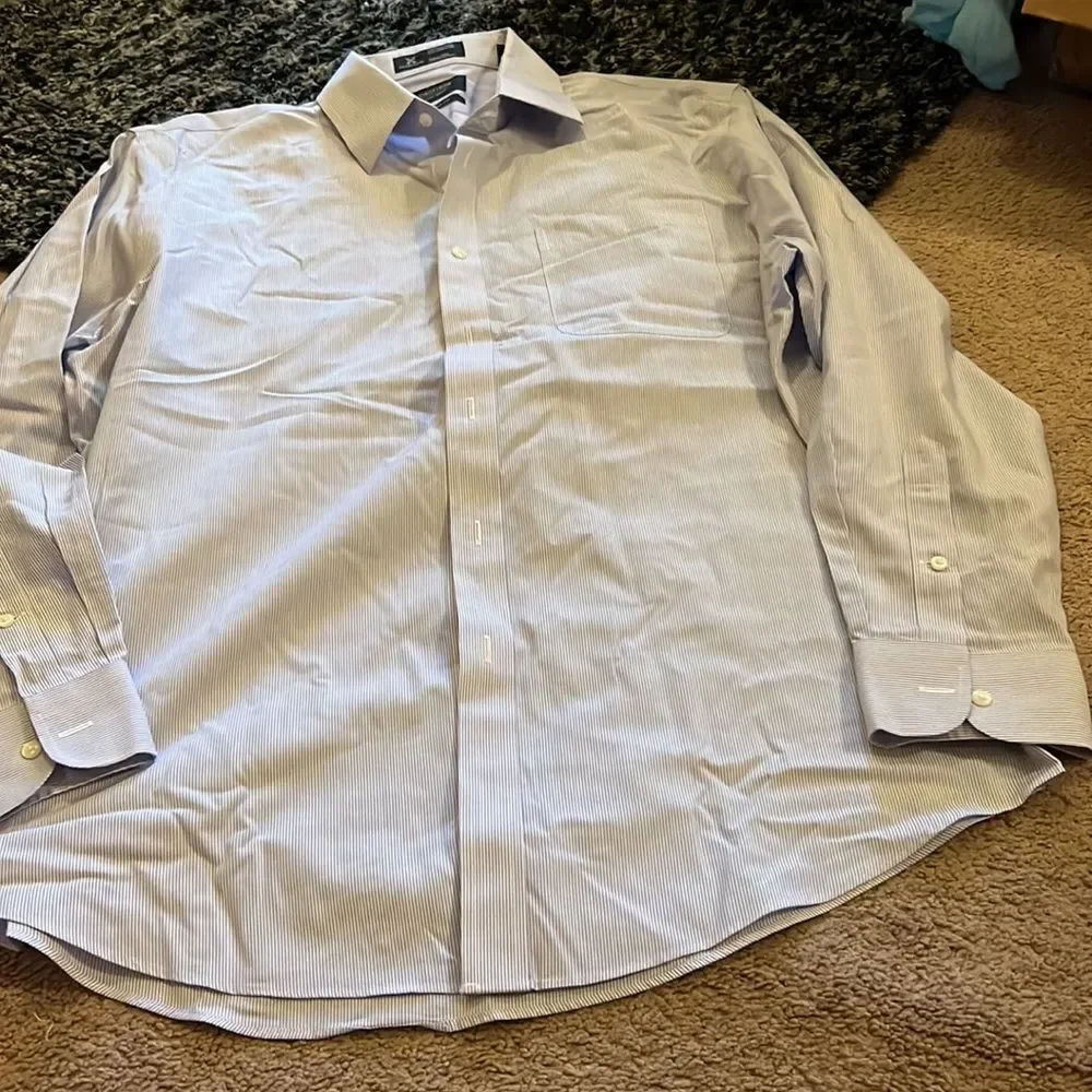 Nordstrom mens button. Down 16‎